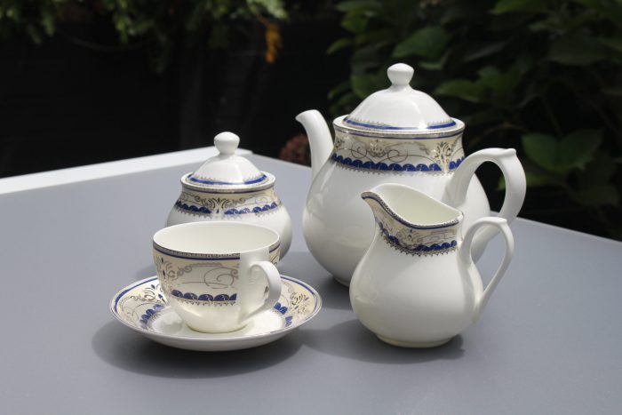 Sapphire Platinum -Tea Set